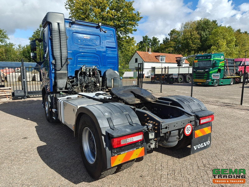 Volvo FH460 4x2 Globetrotter Euro6 - Hydrauliek - Naafreductie - 282.000KM Origineel! - Cabeza tractora: foto 4 Volvo FH460 4x2 Globetrotter Euro6 - Hydrauliek - Naafreductie - 282.000KM Origineel! - Cabeza tractora: foto 4
