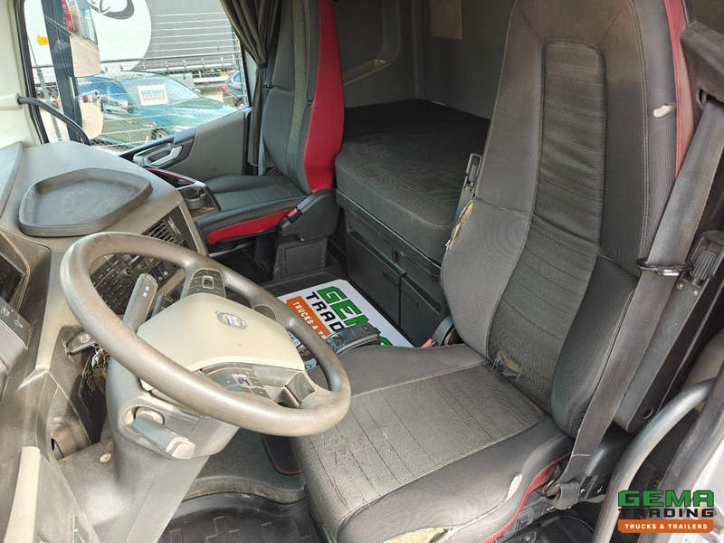 Cabeza tractora Volvo FH460 4x2 Globetrotter Euro6 - WF/Kiep Hydrauliek - Dubbele Tanks: foto 13 Cabeza tractora Volvo FH460 4x2 Globetrotter Euro6 - WF/Kiep Hydrauliek - Dubbele Tanks: foto 13