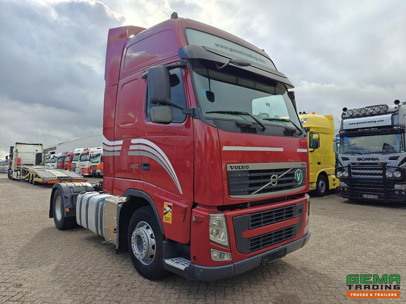 Volvo FH460 4x2 Globetrotter XL Euro5 - Handgeschakeld - Dubbele tanks - Cabeza tractora: foto 2 Volvo FH460 4x2 Globetrotter XL Euro5 - Handgeschakeld - Dubbele tanks - Cabeza tractora: foto 2