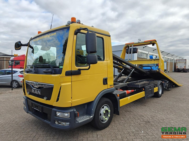 MAN TGL 12.250 4x2 Dagcabine (3 pl) Euro6B - Jige Simplex 5T + Lier 3.5T + Bril 3000kg - 06/2026 APK - Grua de remolque autos: foto 1 MAN TGL 12.250 4x2 Dagcabine (3 pl) Euro6B - Jige Simplex 5T + Lier 3.5T + Bril 3000kg - 06/2026 APK - Grua de remolque autos: foto 1