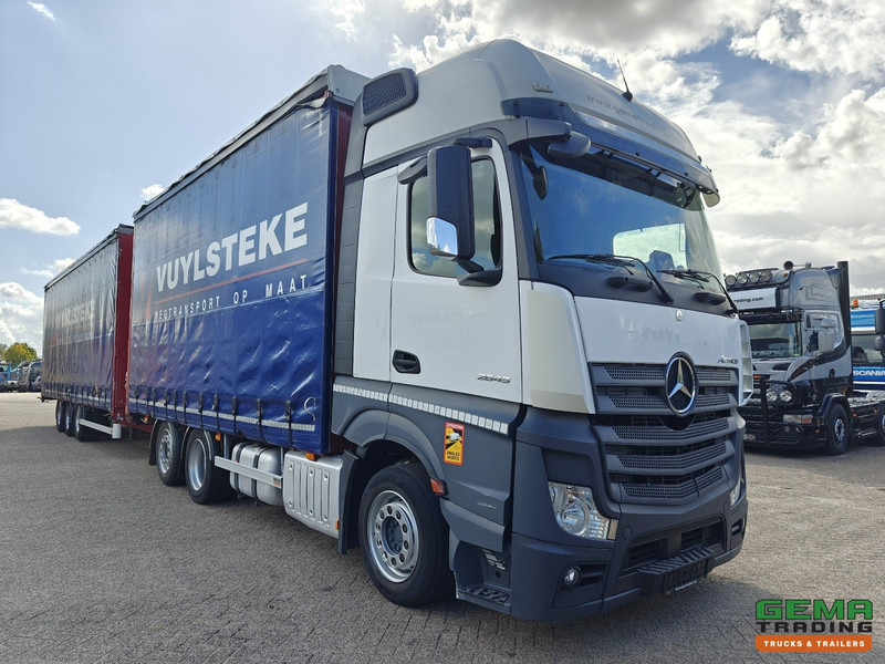 Mercedes-Benz Actros 2645 6x2 Gigaspace Euro6 + 3Axle Trailer - 115m³ VolumeCombi - Dubbele Tanks - Moffet Aansluiting - HH Vloer - SMARTTacho V2 - Camión caja cerrada: foto 4 Mercedes-Benz Actros 2645 6x2 Gigaspace Euro6 + 3Axle Trailer - 115m³ VolumeCombi - Dubbele Tanks - Moffet Aansluiting - HH Vloer - SMARTTacho V2 - Camión caja cerrada: foto 4