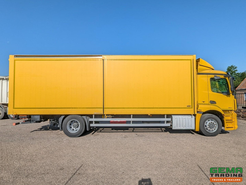 Camión caja cerrada Mercedes-Benz Antos 1933 4x2 Dagcab Euro6 - GeslotenBak 8.9m - Schuifwanden + Laadklep 2000KG - Vangmuil: foto 17