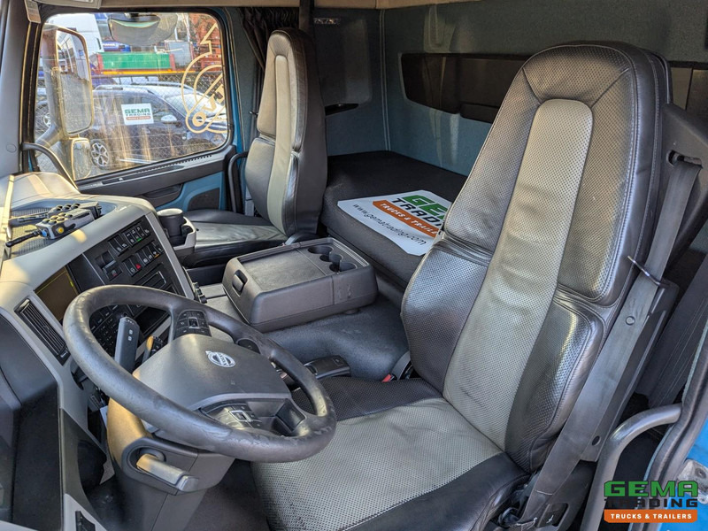 Volvo FM 460 6x2/4 Globetrotter Euro6 - JOAB PortaalSysteem 18T - Uitschuifbaar - Afstandbediening - VangmuilKoppeling - Camión portacontenedor de cadenas: foto 5 Volvo FM 460 6x2/4 Globetrotter Euro6 - JOAB PortaalSysteem 18T - Uitschuifbaar - Afstandbediening - VangmuilKoppeling - Camión portacontenedor de cadenas: foto 5