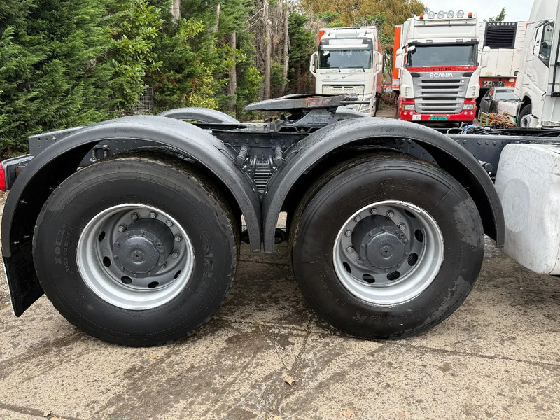 MAN TGX 33.480 6X4 Tractor-unit Spring/Spring Retarder Euro5 - Cabeza tractora: foto 5 MAN TGX 33.480 6X4 Tractor-unit Spring/Spring Retarder Euro5 - Cabeza tractora: foto 5