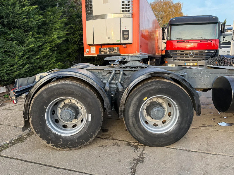 Volvo F 12 Turbo B 380 6X4 Tractor-Unit Spring/Spring Manual Gearbox - Cabeza tractora: foto 5 Volvo F 12 Turbo B 380 6X4 Tractor-Unit Spring/Spring Manual Gearbox - Cabeza tractora: foto 5