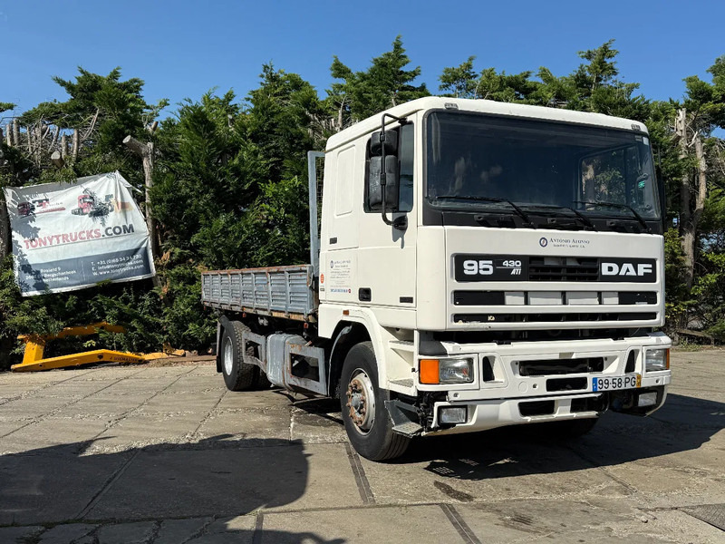 Camión volquete DAF 95.430 ATI 4X2 Tipper SPRING/AIR ZF MAN GEARBOX: foto 19