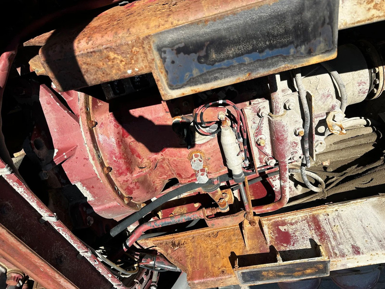 Renault G300 6X4 Tipper Spring/Spring Manual gearbox - Camión volquete: foto 5 Renault G300 6X4 Tipper Spring/Spring Manual gearbox - Camión volquete: foto 5