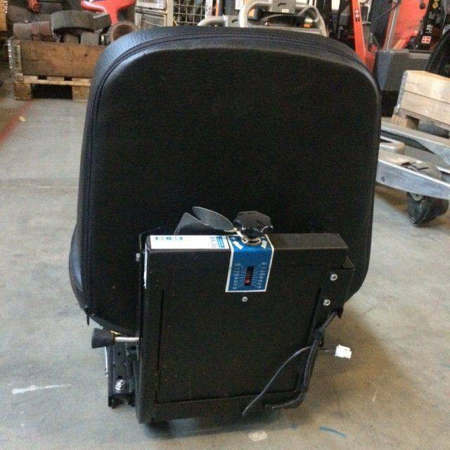 BE-GE Seat for Atlet - Asiento para Equipo de manutención: foto 2 BE-GE Seat for Atlet - Asiento para Equipo de manutención: foto 2