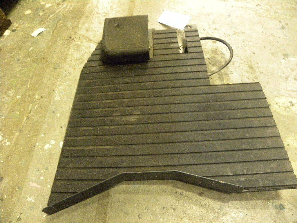 Foot platel for jungheinrich ETV 216 - Pedal para Equipo de manutención: foto 1 Foot platel for jungheinrich ETV 216 - Pedal para Equipo de manutención: foto 1