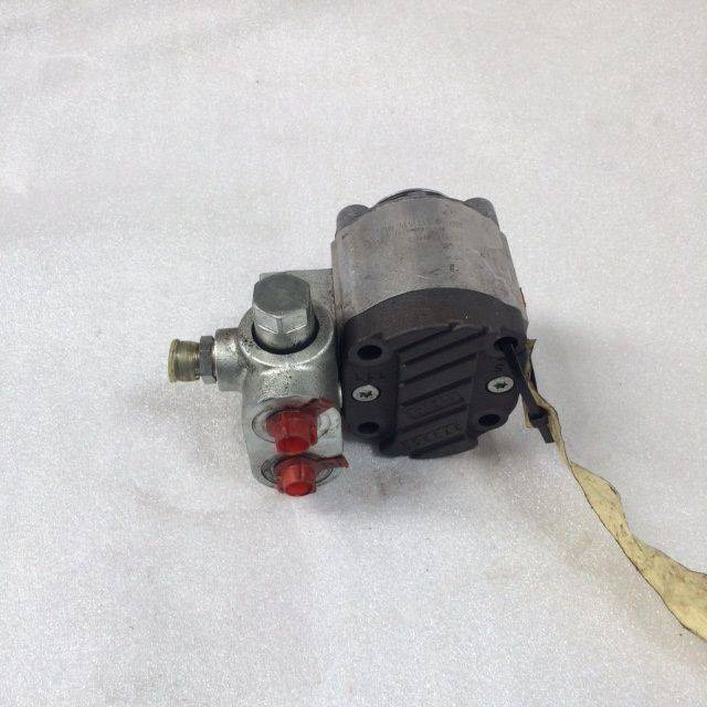 Gear pump for Linde - Bomba de dirección para Equipo de manutención: foto 3 Gear pump for Linde - Bomba de dirección para Equipo de manutención: foto 3