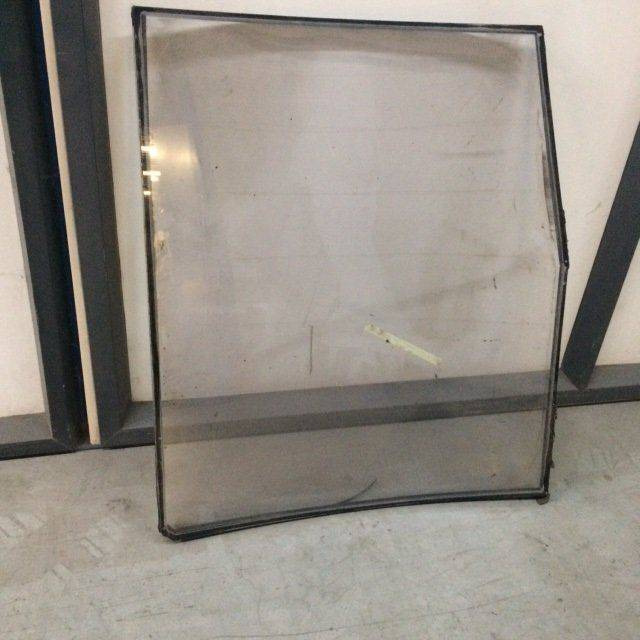 Halve Cold store Cabin with heated windows for Linde R14, Series 115 - Ventana y piezas para Equipo de manutención: foto 2 Halve Cold store Cabin with heated windows for Linde R14, Series 115 - Ventana y piezas para Equipo de manutención: foto 2