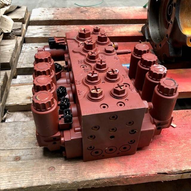 Hydraulic control valve for Linde - Válvula hidráulica para Equipo de manutención: foto 2 Hydraulic control valve for Linde - Válvula hidráulica para Equipo de manutención: foto 2