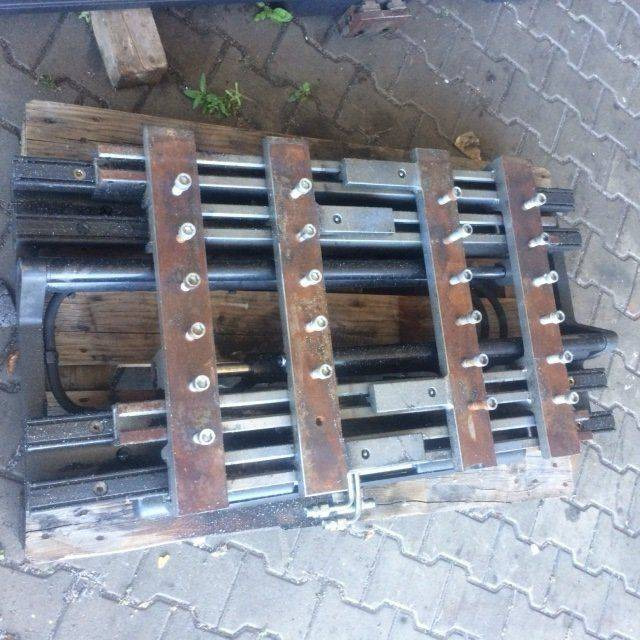 Kaup Double Pallet Handler with separate side shift - Implemento: foto 2 Kaup Double Pallet Handler with separate side shift - Implemento: foto 2