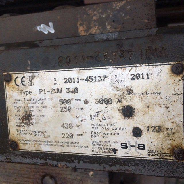 SHB -LEWA Fork Positioner - Implemento: foto 1 SHB -LEWA Fork Positioner - Implemento: foto 1