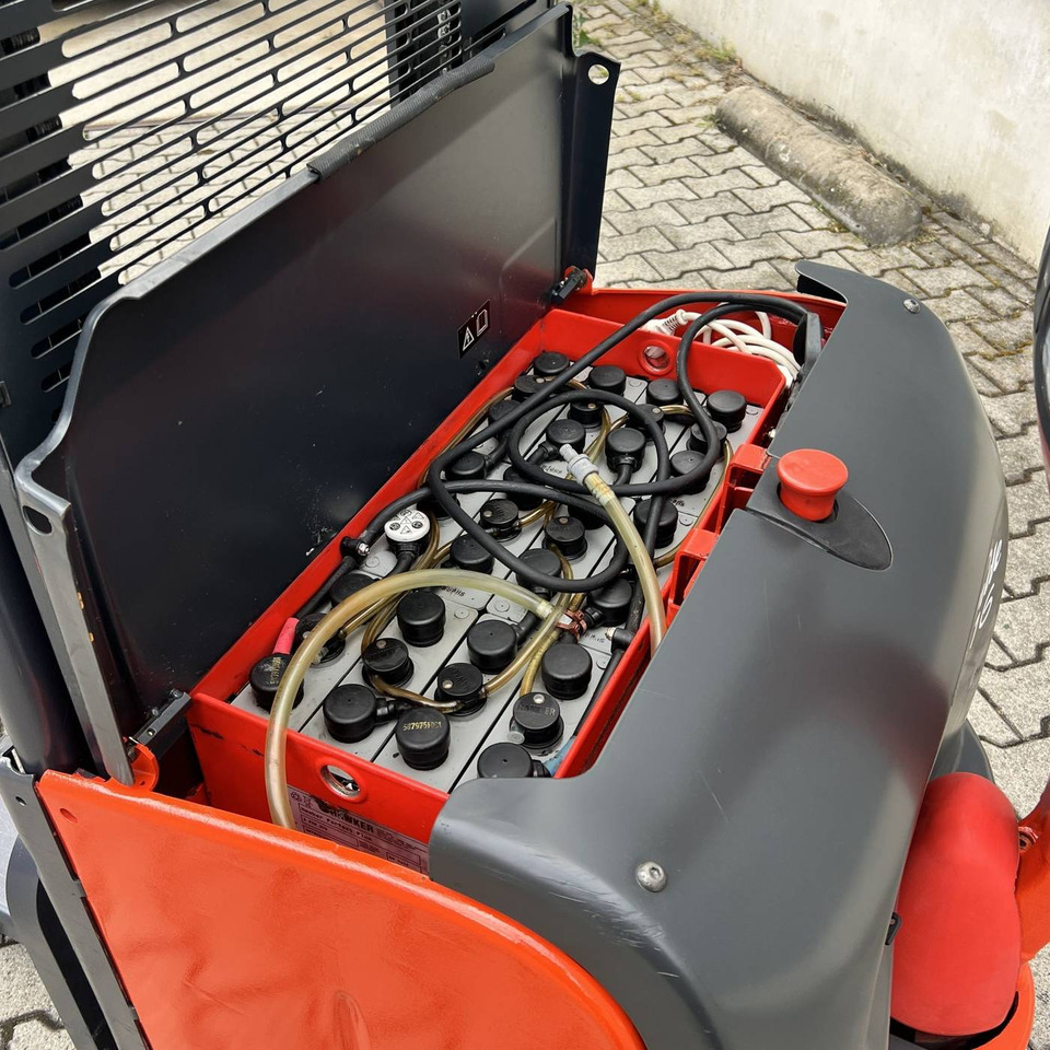 Apilador Linde L16 (372): foto 8 Apilador Linde L16 (372): foto 8