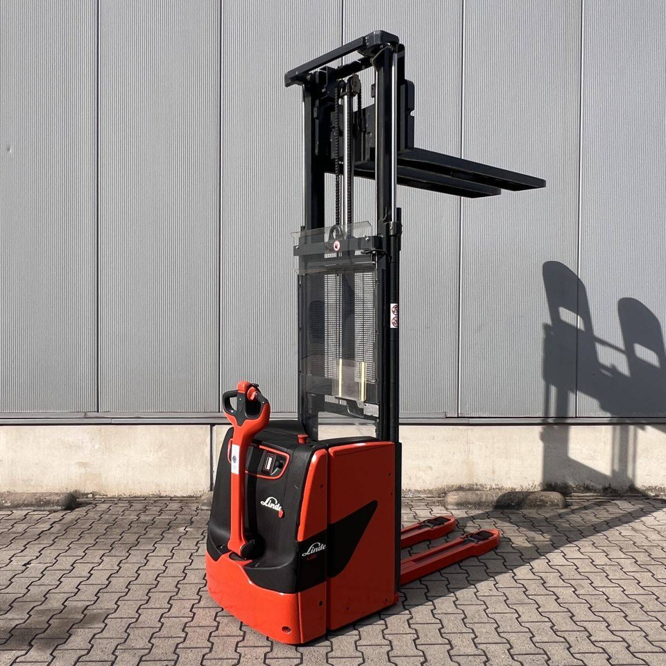 Linde L20i (1173) - Apilador: foto 3 Linde L20i (1173) - Apilador: foto 3