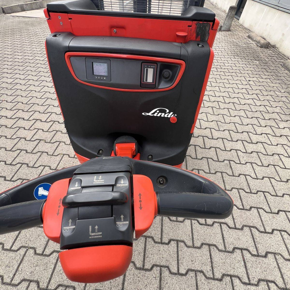 Linde L20i (1173) - Apilador: foto 4 Linde L20i (1173) - Apilador: foto 4