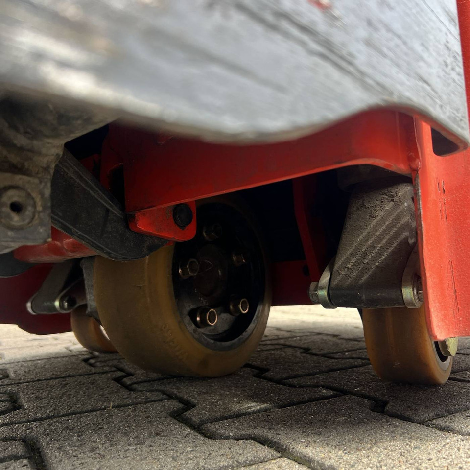 Leasing de  Linde T20SP (131) Linde T20SP (131): foto 14 Leasing de  Linde T20SP (131) Linde T20SP (131): foto 14