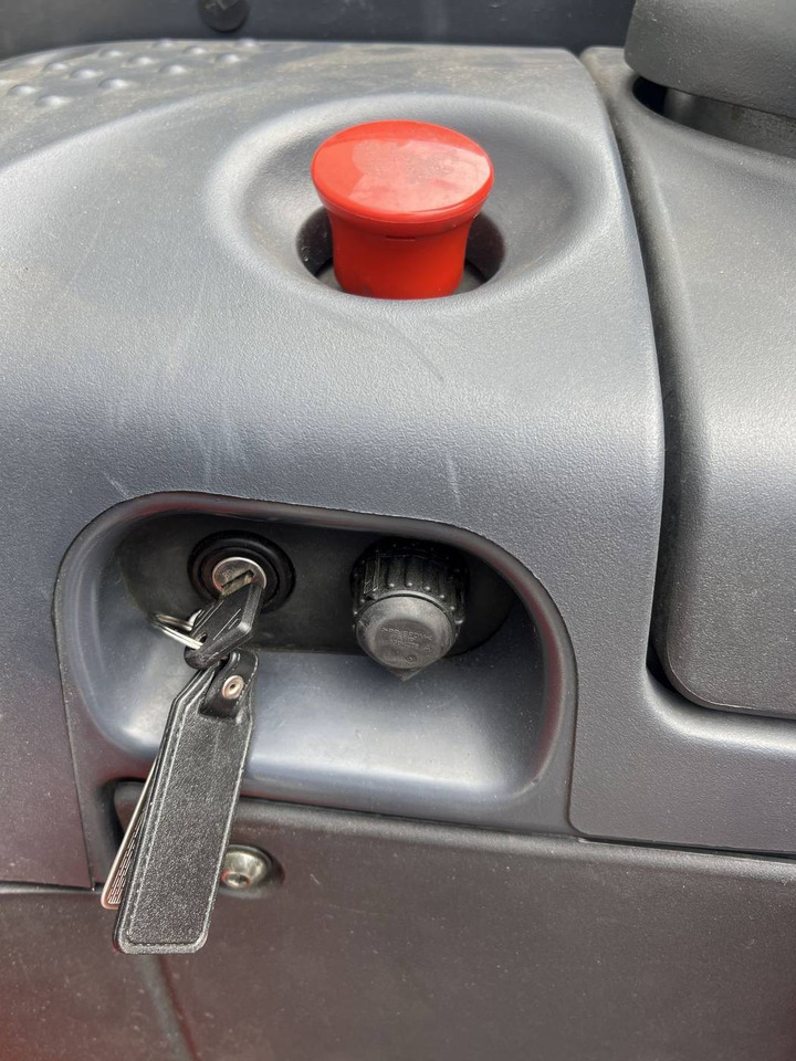 Leasing de  Linde T20SP (131) Linde T20SP (131): foto 6 Leasing de  Linde T20SP (131) Linde T20SP (131): foto 6