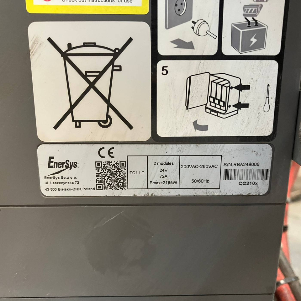 Piezas de recambio para Equipo de manutención Hawker 24V/72A Lifetech TC1LT: foto 7 Piezas de recambio para Equipo de manutención Hawker 24V/72A Lifetech TC1LT: foto 7