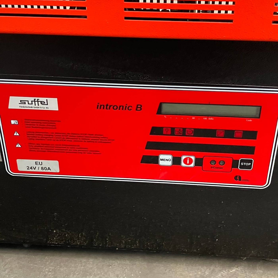 Hawker 24V/80A - Piezas de recambio para Equipo de manutención: foto 2 Hawker 24V/80A - Piezas de recambio para Equipo de manutención: foto 2