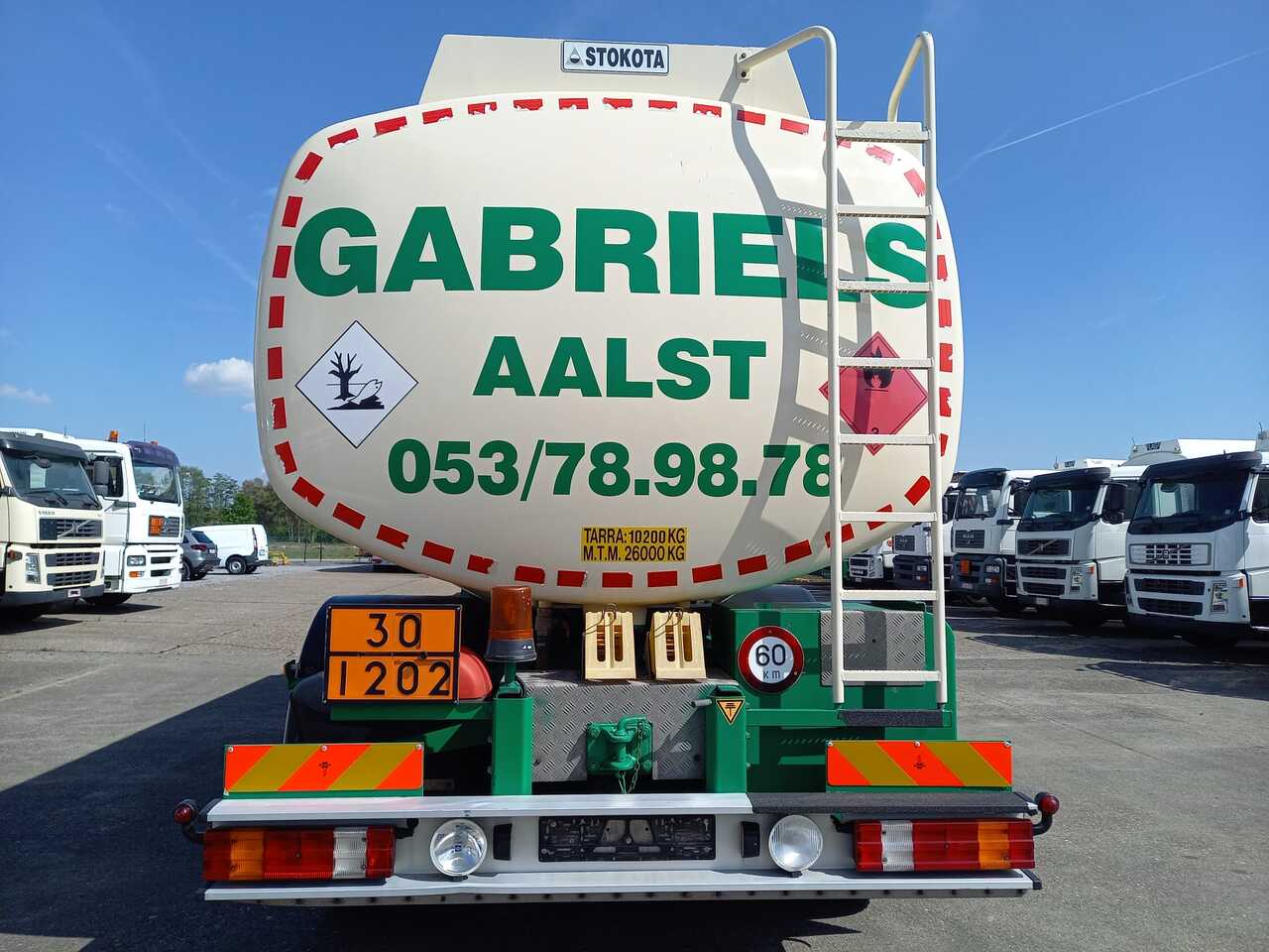 Camión cisterna MERCEDES AXOR: foto 8