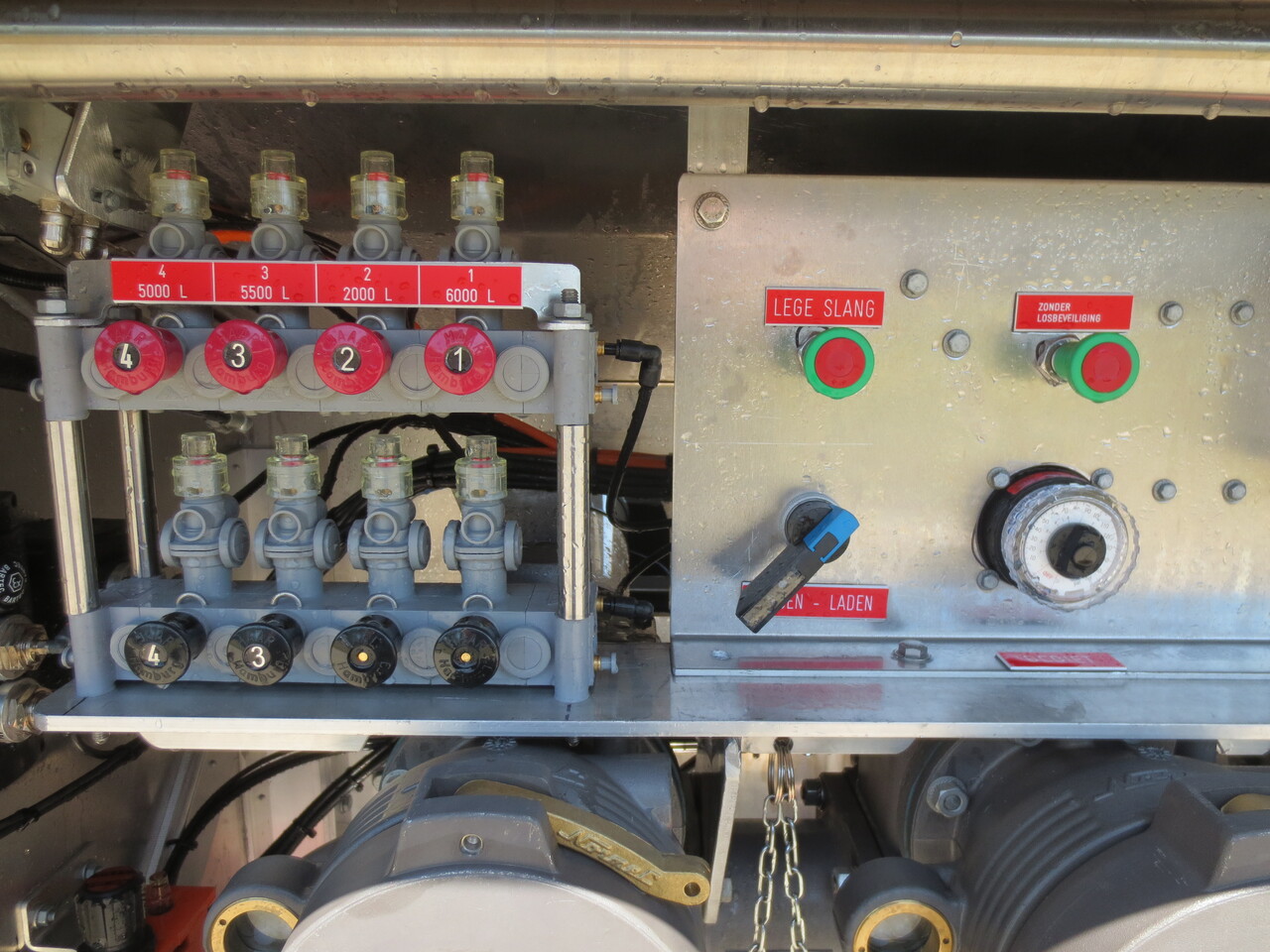 SCANIA G370 - Camión cisterna: foto 2 SCANIA G370 - Camión cisterna: foto 2