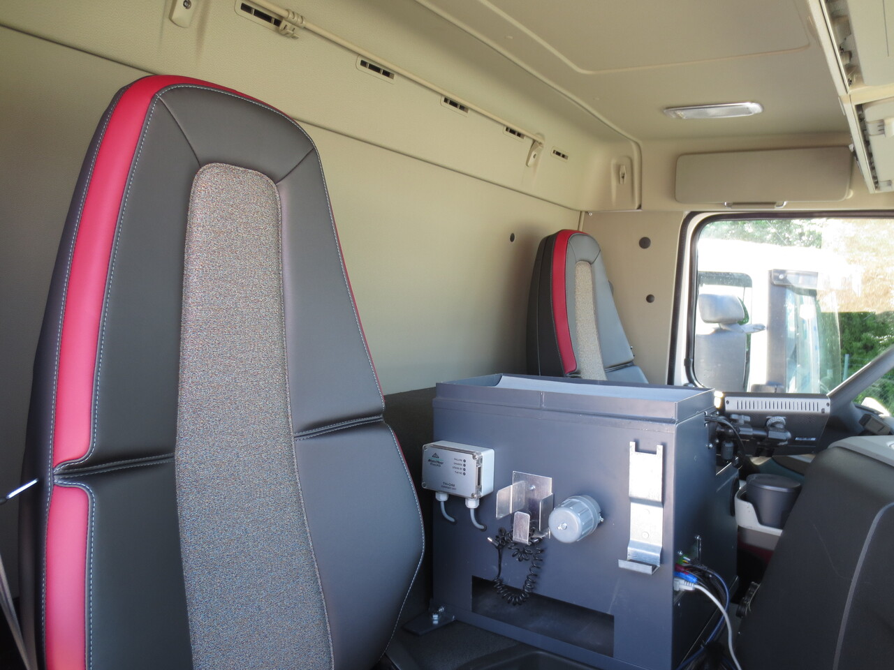 VOLVO FM - Camión cisterna: foto 5 VOLVO FM - Camión cisterna: foto 5