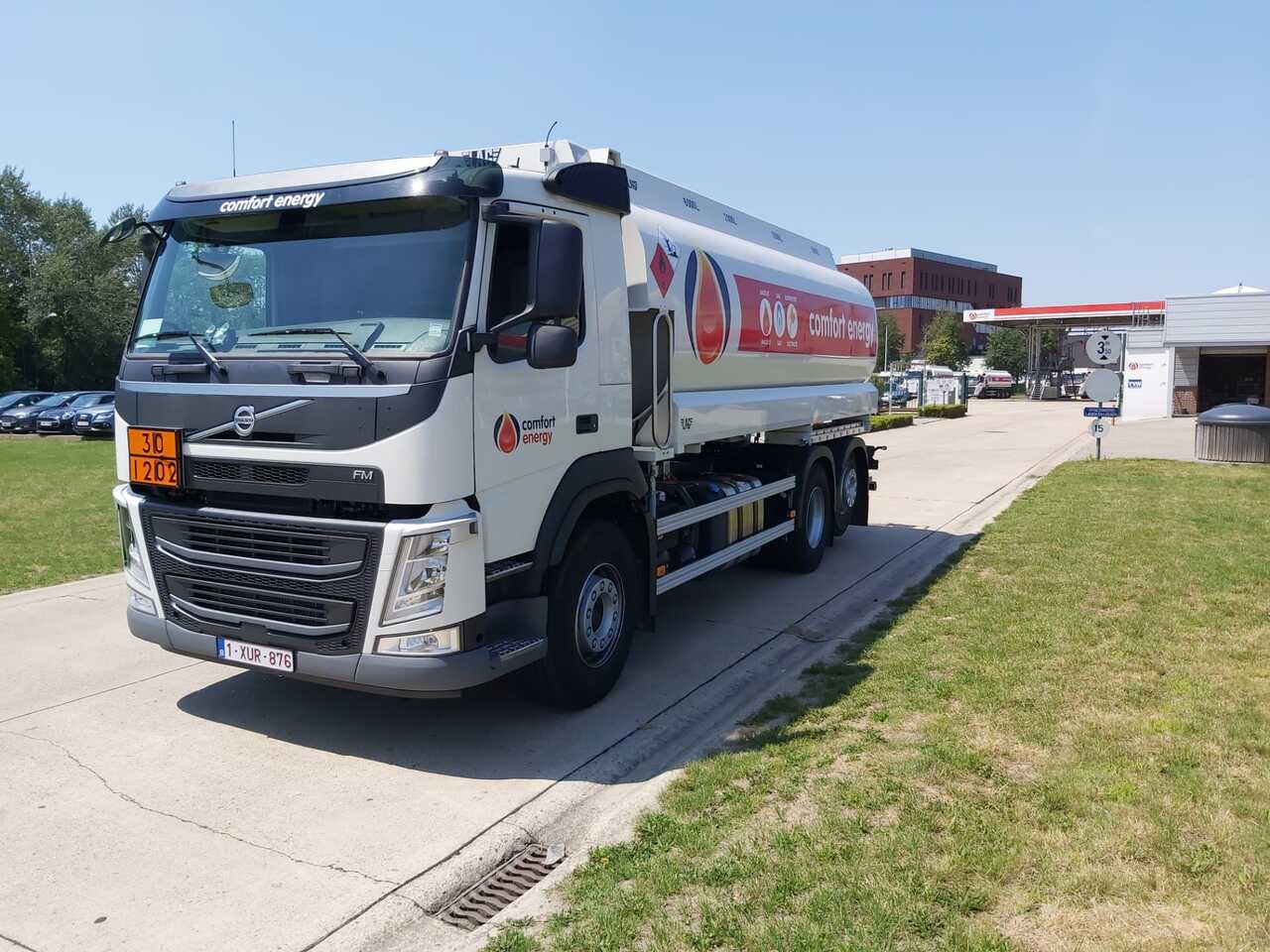 VOLVO FM - Camión cisterna: foto 1 VOLVO FM - Camión cisterna: foto 1