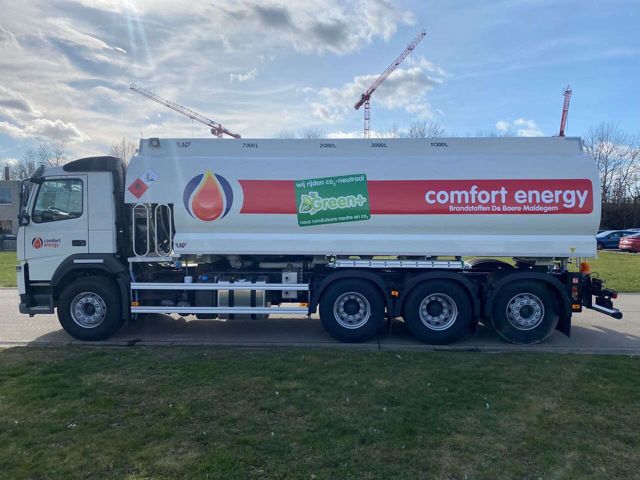 Camión cisterna VOLVO FM430HP: foto 9