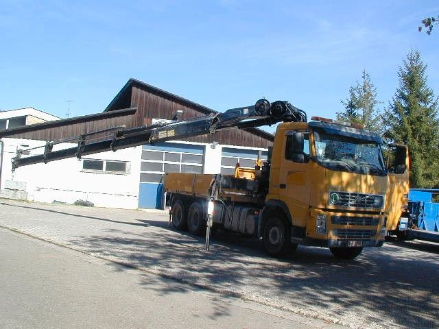 Volvo FH 12 6x4 - Camión caja abierta, Camión grúa: foto 1 Volvo FH 12 6x4 - Camión caja abierta, Camión grúa: foto 1