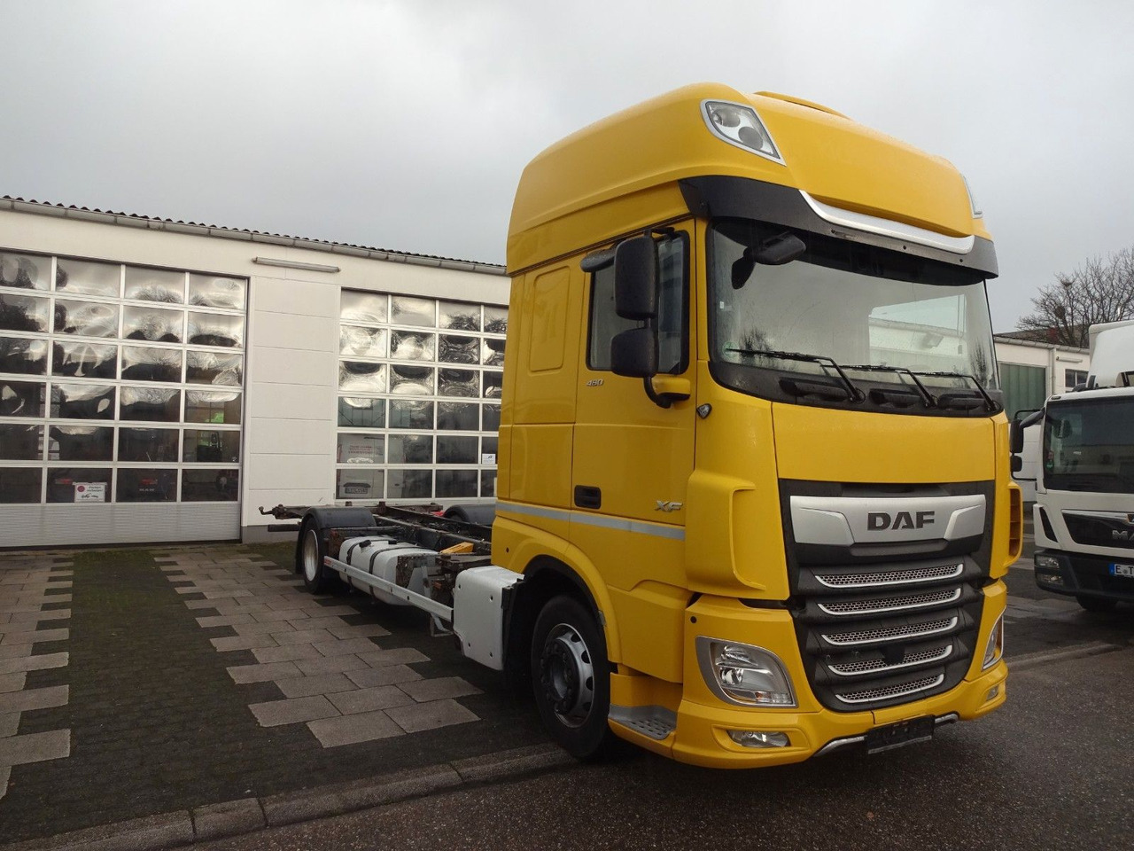 DAF XF 480, Jumbo BDF, SSC, Standklima, Intarder - Camión portacontenedore/ Intercambiable: foto 3 DAF XF 480, Jumbo BDF, SSC, Standklima, Intarder - Camión portacontenedore/ Intercambiable: foto 3