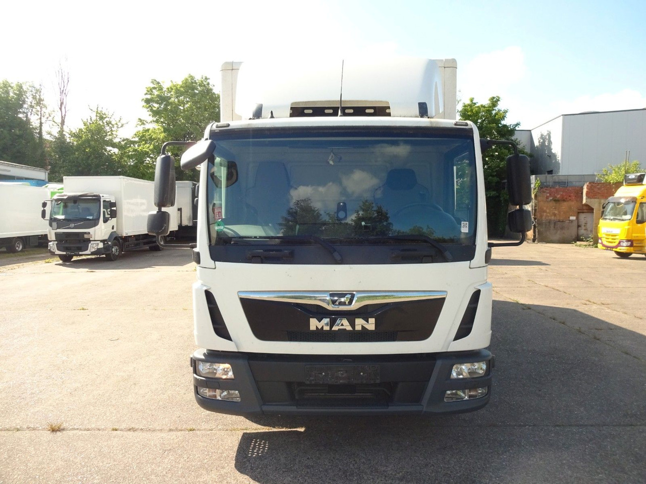 MAN TGL 8.190, LBW, Luft, Tempomat, Standheizung - Furgoneta caja cerrada: foto 3 MAN TGL 8.190, LBW, Luft, Tempomat, Standheizung - Furgoneta caja cerrada: foto 3