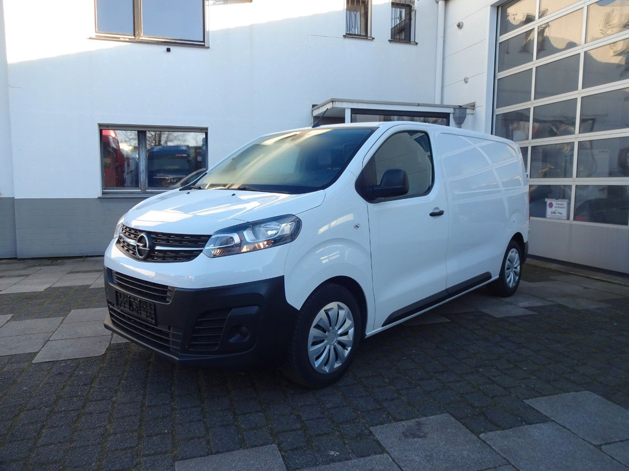 Opel Vivaro Kasten L1H1, Klima, PDC, - Furgoneta pequeña: foto 1 Opel Vivaro Kasten L1H1, Klima, PDC, - Furgoneta pequeña: foto 1