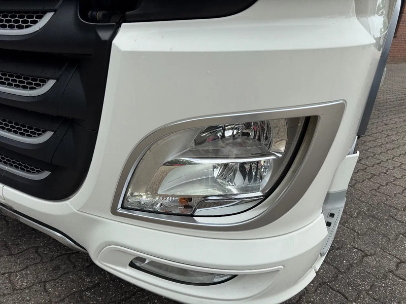 Cabeza tractora DAF XF 480 SSC Super Space 2x tank LED PTO-Prep 338.054M ACC: foto 16 Cabeza tractora DAF XF 480 SSC Super Space 2x tank LED PTO-Prep 338.054M ACC: foto 16