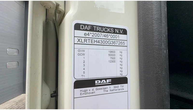 Cabeza tractora DAF XF 480 SSC Super Space 2x tank LED PTO-Prep 338.054M ACC: foto 15 Cabeza tractora DAF XF 480 SSC Super Space 2x tank LED PTO-Prep 338.054M ACC: foto 15