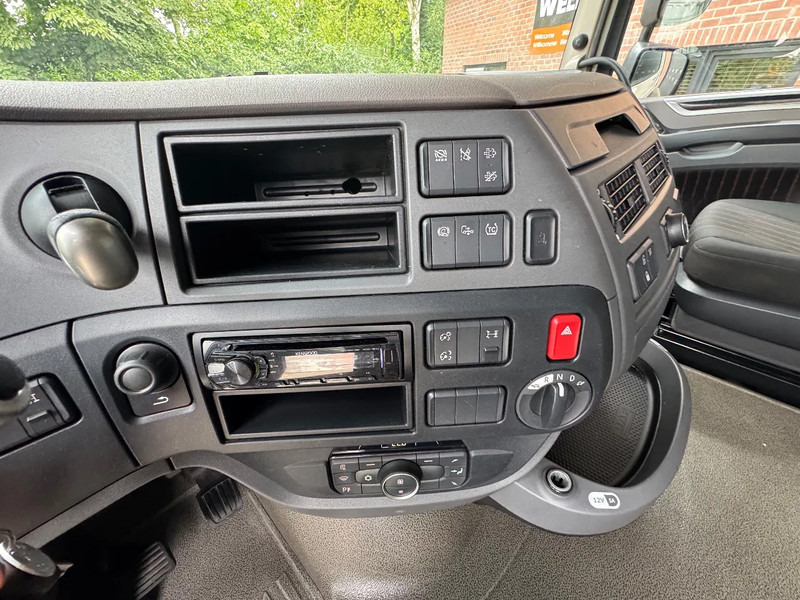 Cabeza tractora DAF XF 480 SSC Super Space 2x tank LED PTO-Prep 338.054M ACC: foto 9 Cabeza tractora DAF XF 480 SSC Super Space 2x tank LED PTO-Prep 338.054M ACC: foto 9