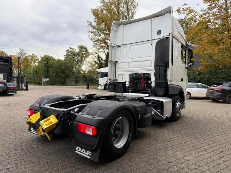 DAF XF 480 SSC Super Space Retarder Standklima ACC 2 Bedden - Cabeza tractora: foto 3 DAF XF 480 SSC Super Space Retarder Standklima ACC 2 Bedden - Cabeza tractora: foto 3