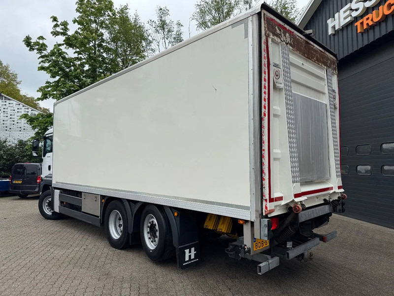 MAN TGS 26.320 EEV Koffer Stuuras AHK 3.000KG LBW 360.390KM! NL TRUCK - Camión caja cerrada: foto 4 MAN TGS 26.320 EEV Koffer Stuuras AHK 3.000KG LBW 360.390KM! NL TRUCK - Camión caja cerrada: foto 4