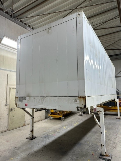 Krone BDF-System 7.45m,Heck Rolltor - Caja cerrada: foto 2 Krone BDF-System 7.45m,Heck Rolltor - Caja cerrada: foto 2