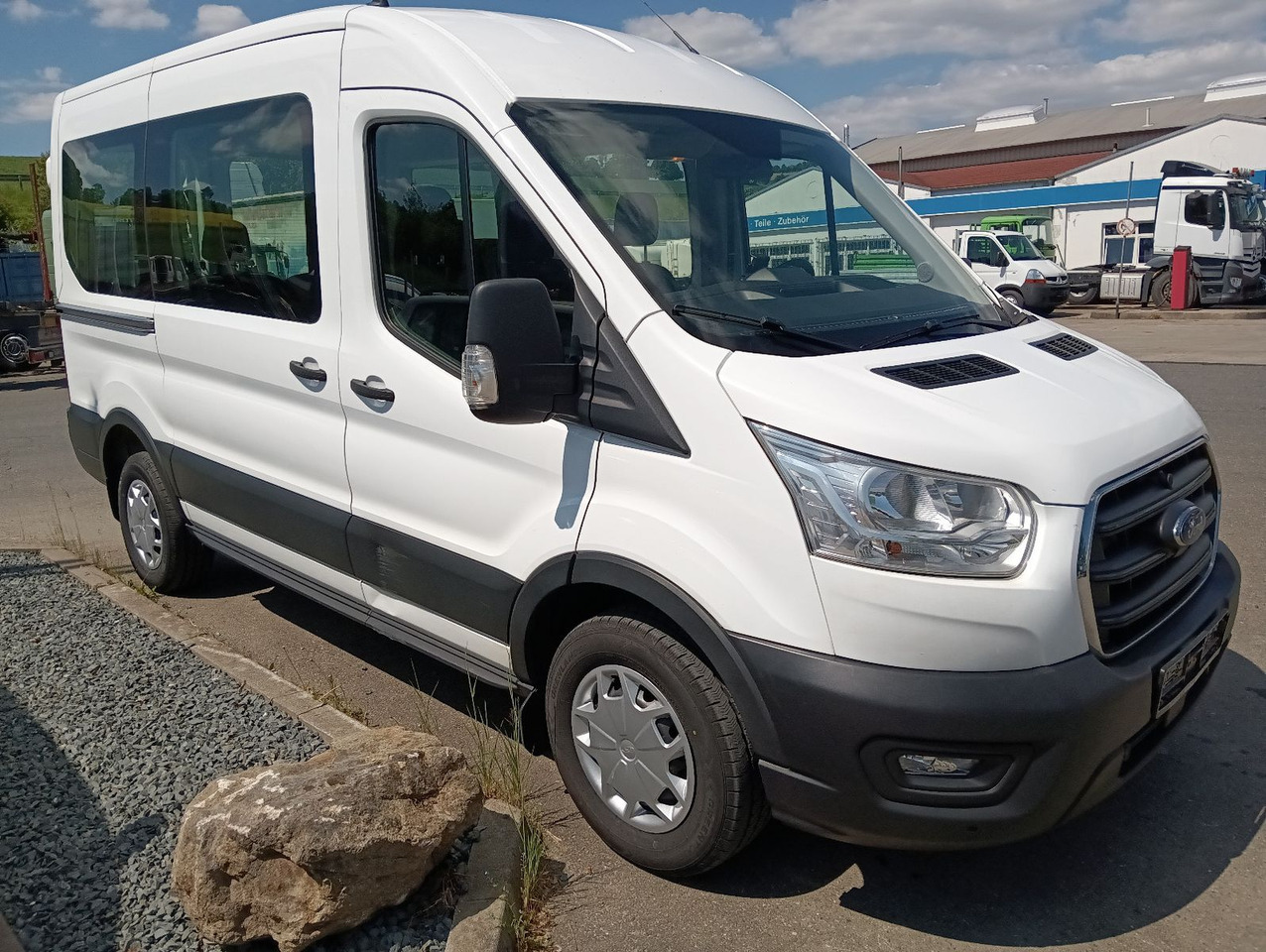 Leasing de Ford Transit Kombi 350 L2 Trend 9-Sitzer 2xHeizung/Kl Ford Transit Kombi 350 L2 Trend 9-Sitzer 2xHeizung/Kl: foto 27 Leasing de Ford Transit Kombi 350 L2 Trend 9-Sitzer 2xHeizung/Kl Ford Transit Kombi 350 L2 Trend 9-Sitzer 2xHeizung/Kl: foto 27