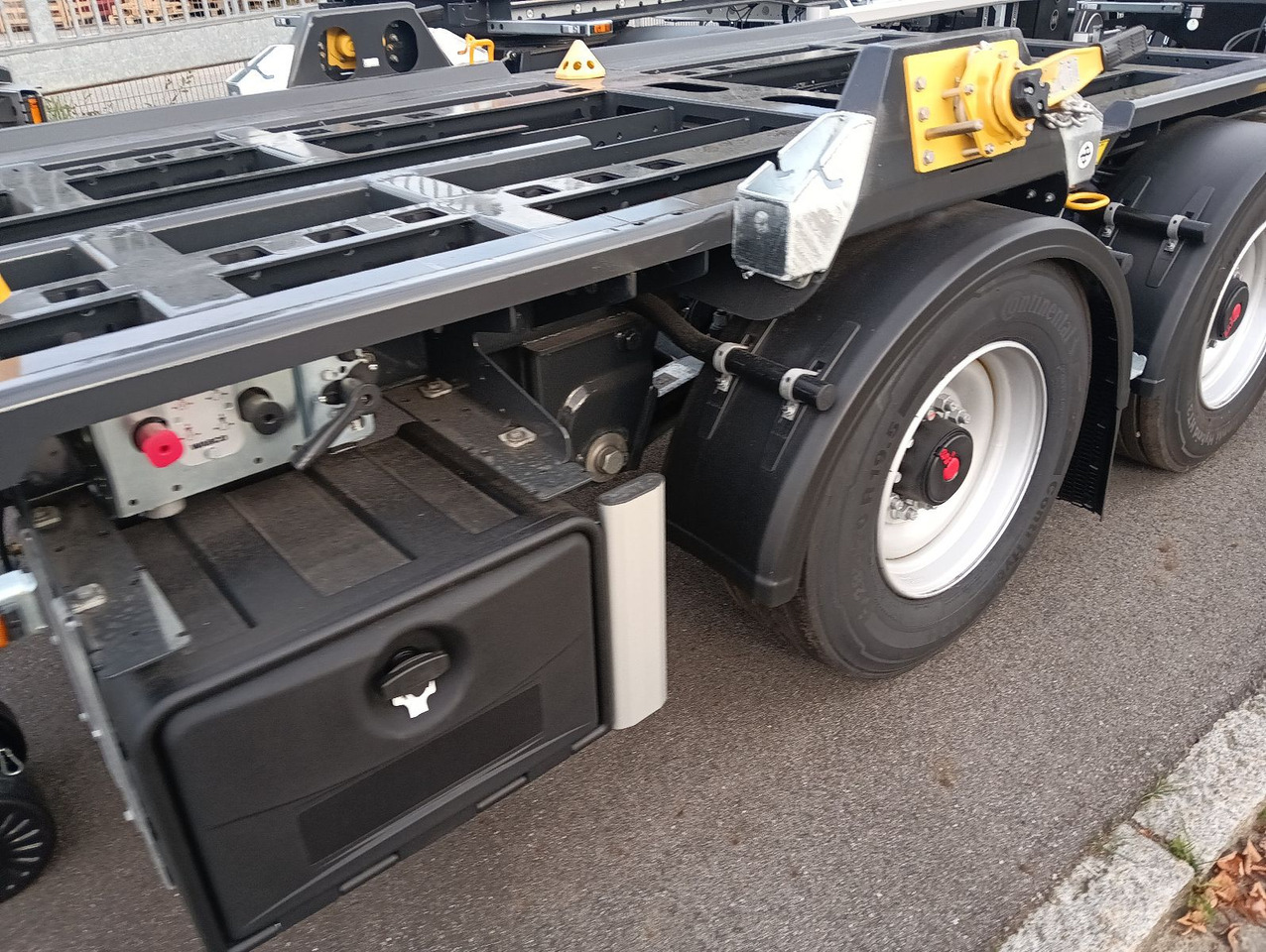 Hüffermann 2-A-MINI-CARRIER SAFETYFIX VERZINKT NEU TOP-PREI - Remolque multilift/ Portacontenedores de cadenas: foto 2 Hüffermann 2-A-MINI-CARRIER SAFETYFIX VERZINKT NEU TOP-PREI - Remolque multilift/ Portacontenedores de cadenas: foto 2