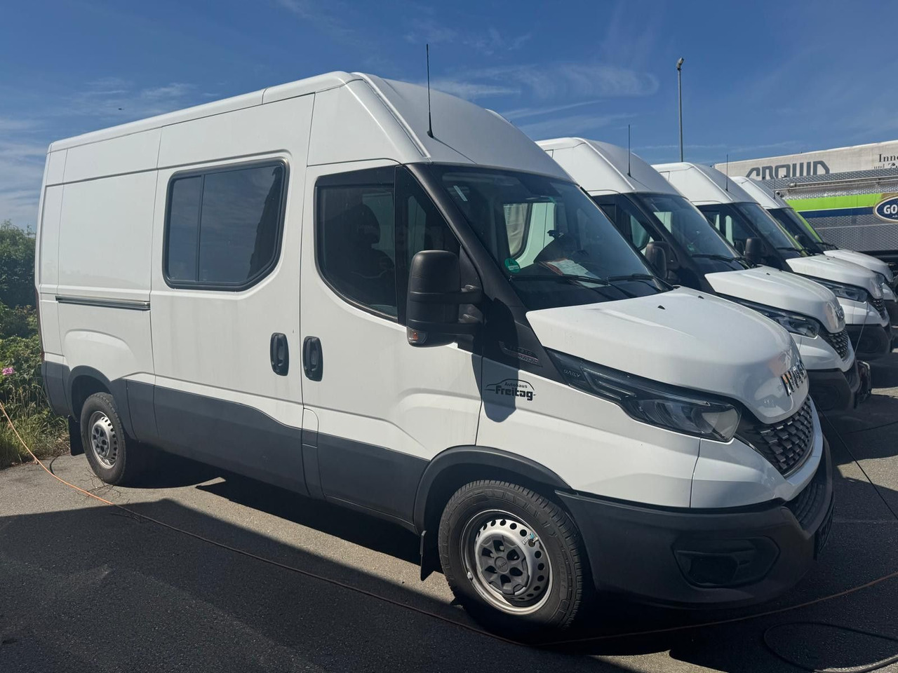 Iveco Daily Kasten HKa 35S21 V WB3520 AHK, Standheizun - Furgón: foto 2 Iveco Daily Kasten HKa 35S21 V WB3520 AHK, Standheizun - Furgón: foto 2