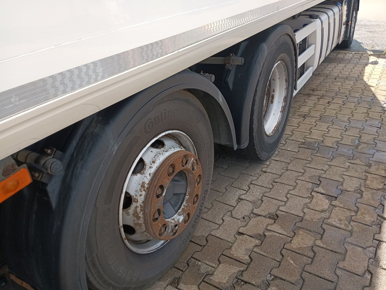 Camión frigorífico Volvo FM13-460 EEV  6x2R CarrierSupra550 7,3m LBW1.5t: foto 22