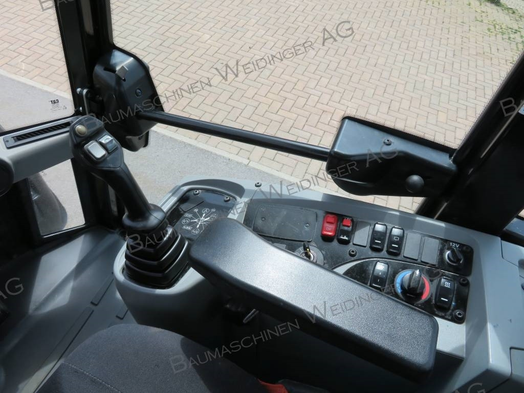 Cargadora de ruedas CAT 906M: foto 12