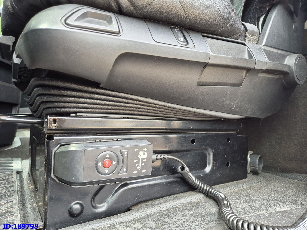 Cabeza tractora MERCEDES-BENZ Actros 1845 - Euro6: foto 11