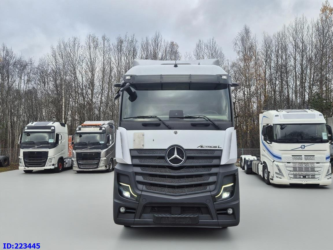 MERCEDES-BENZ Actros 2653 6x4 Giga Space - Cabeza tractora: foto 2 MERCEDES-BENZ Actros 2653 6x4 Giga Space - Cabeza tractora: foto 2