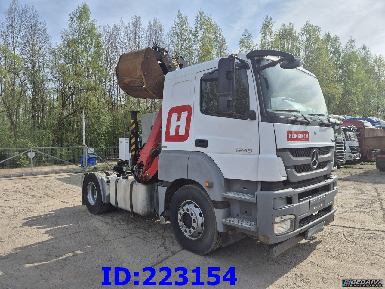 MERCEDES-BENZ Axor 1840 + Crane Epsilon Palfinger 0150Z - Cabeza tractora: foto 4 MERCEDES-BENZ Axor 1840 + Crane Epsilon Palfinger 0150Z - Cabeza tractora: foto 4