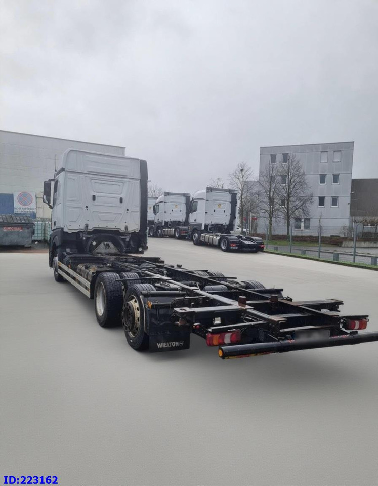 MERCEDES-BENZ Actros 2542 BDF 6x2 Euro6 - Camión chasis: foto 5 MERCEDES-BENZ Actros 2542 BDF 6x2 Euro6 - Camión chasis: foto 5