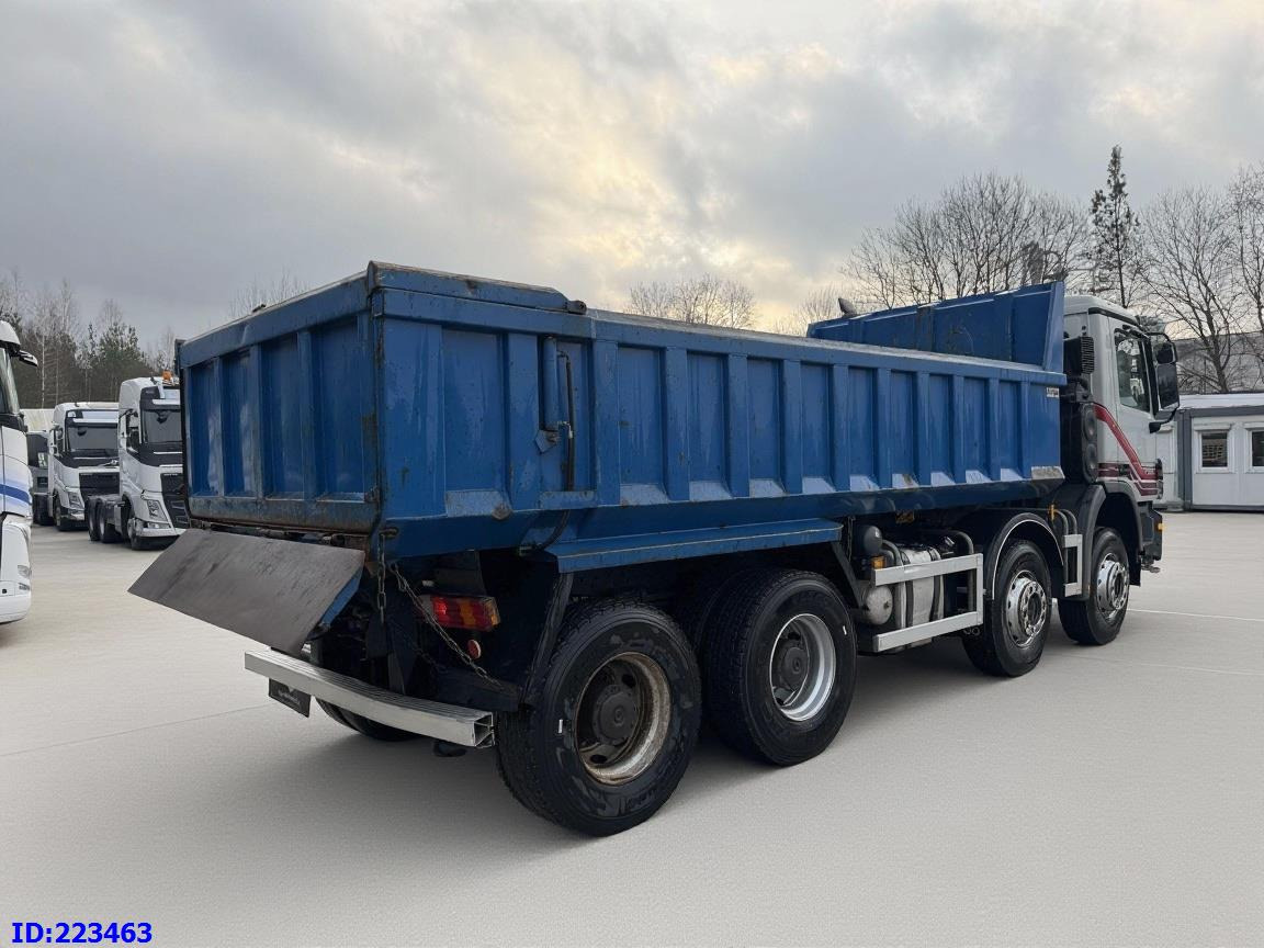 MERCEDES-BENZ Actros 3241 8x4 TOP CONDITION - Camión volquete: foto 5 MERCEDES-BENZ Actros 3241 8x4 TOP CONDITION - Camión volquete: foto 5